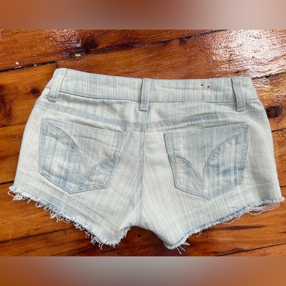 Jean Shorts_Juniors size 3 - Picture 2 of 6